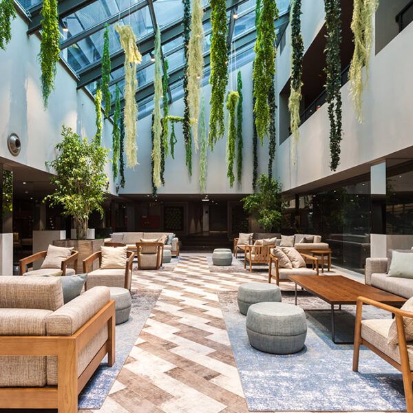 marques-de-pombal-lisbon-biophilic-lounge-1-DE
