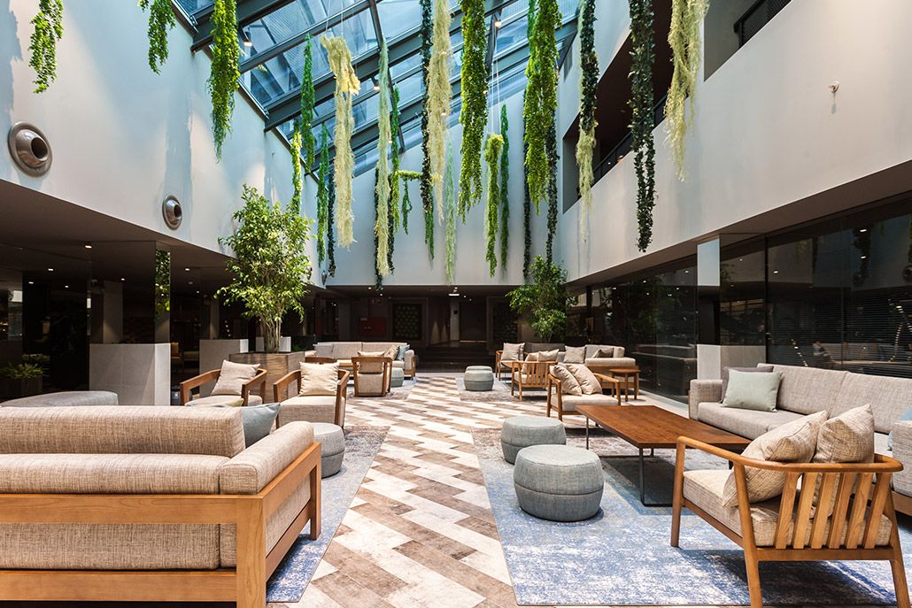 marques-de-pombal-lisbon-biophilic-lounge-1-DE
